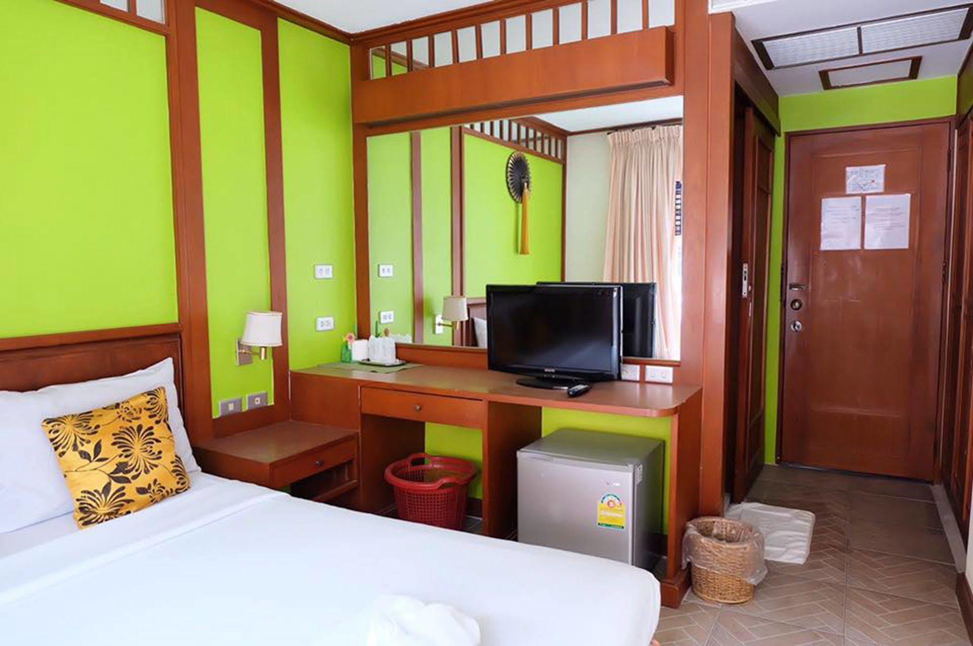 Kaneng Guesthouse HHQ Zewnętrze zdjęcie