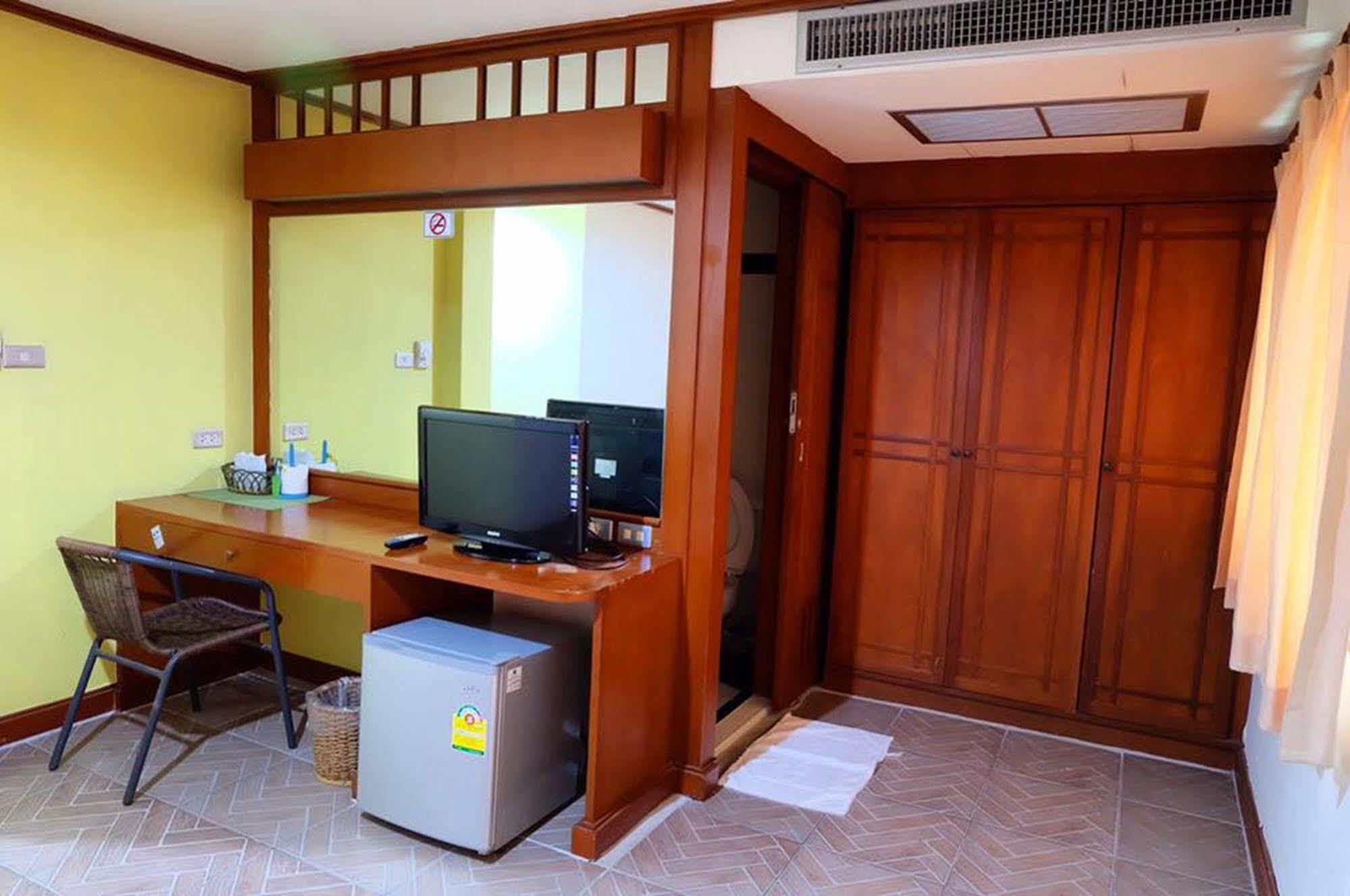 Kaneng Guesthouse HHQ Zewnętrze zdjęcie