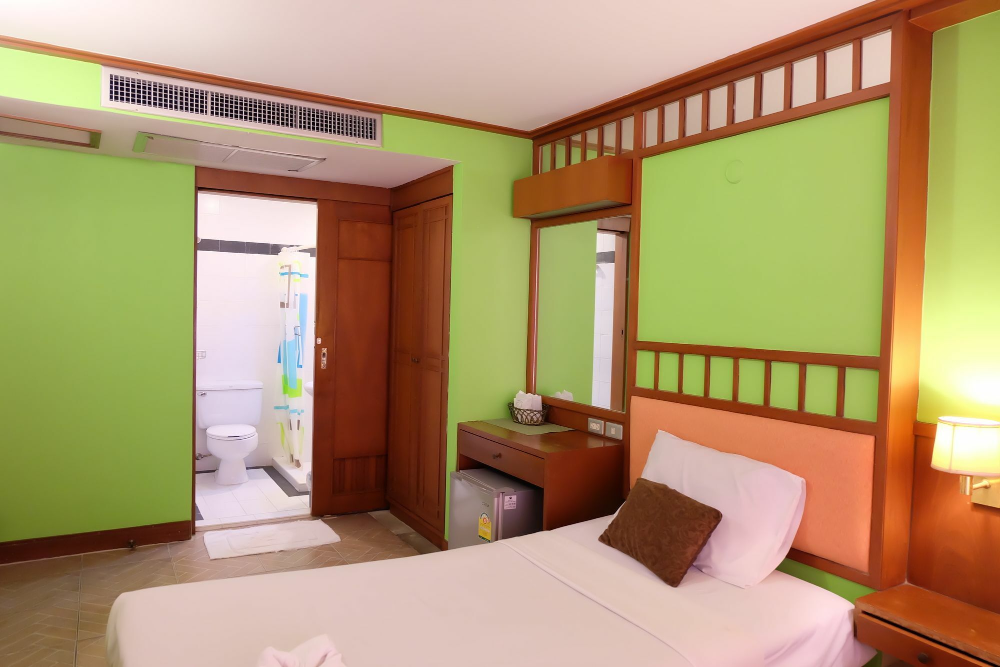 Kaneng Guesthouse HHQ Zewnętrze zdjęcie